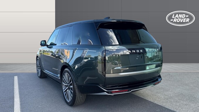 Land Rover Range Rover 3.0 D300 Westminster Edition 4dr Auto Diesel Estate - Image 2